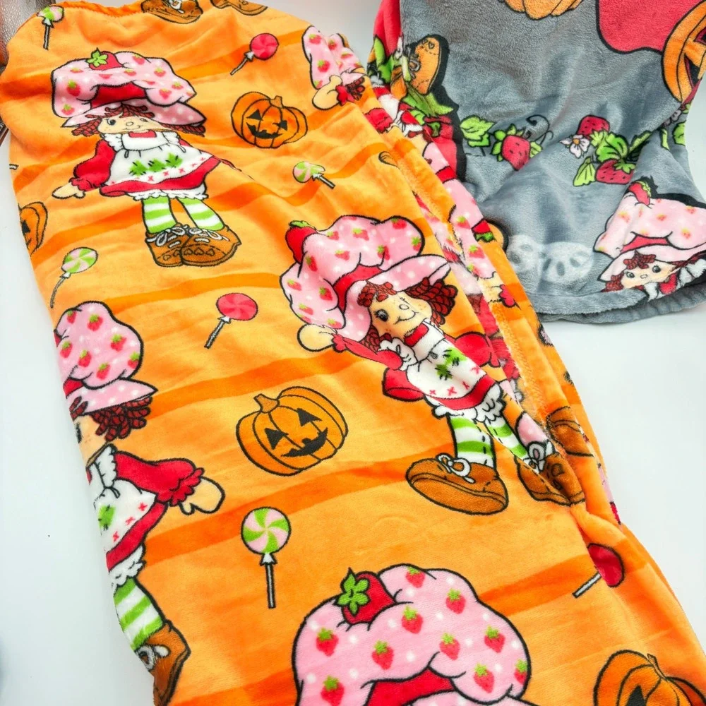 Strawberry Shortcake Halloween Plush Throw Blankets Set of 2 Orange Grey Pumpkin